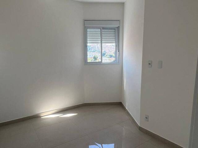 Apartamento para Venda em Várzea Paulista - 5